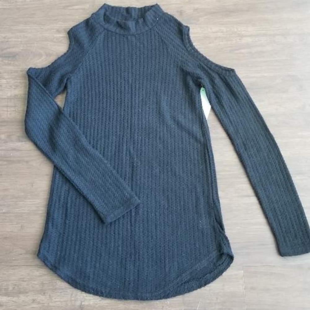 black knitted open shoulder long sweater